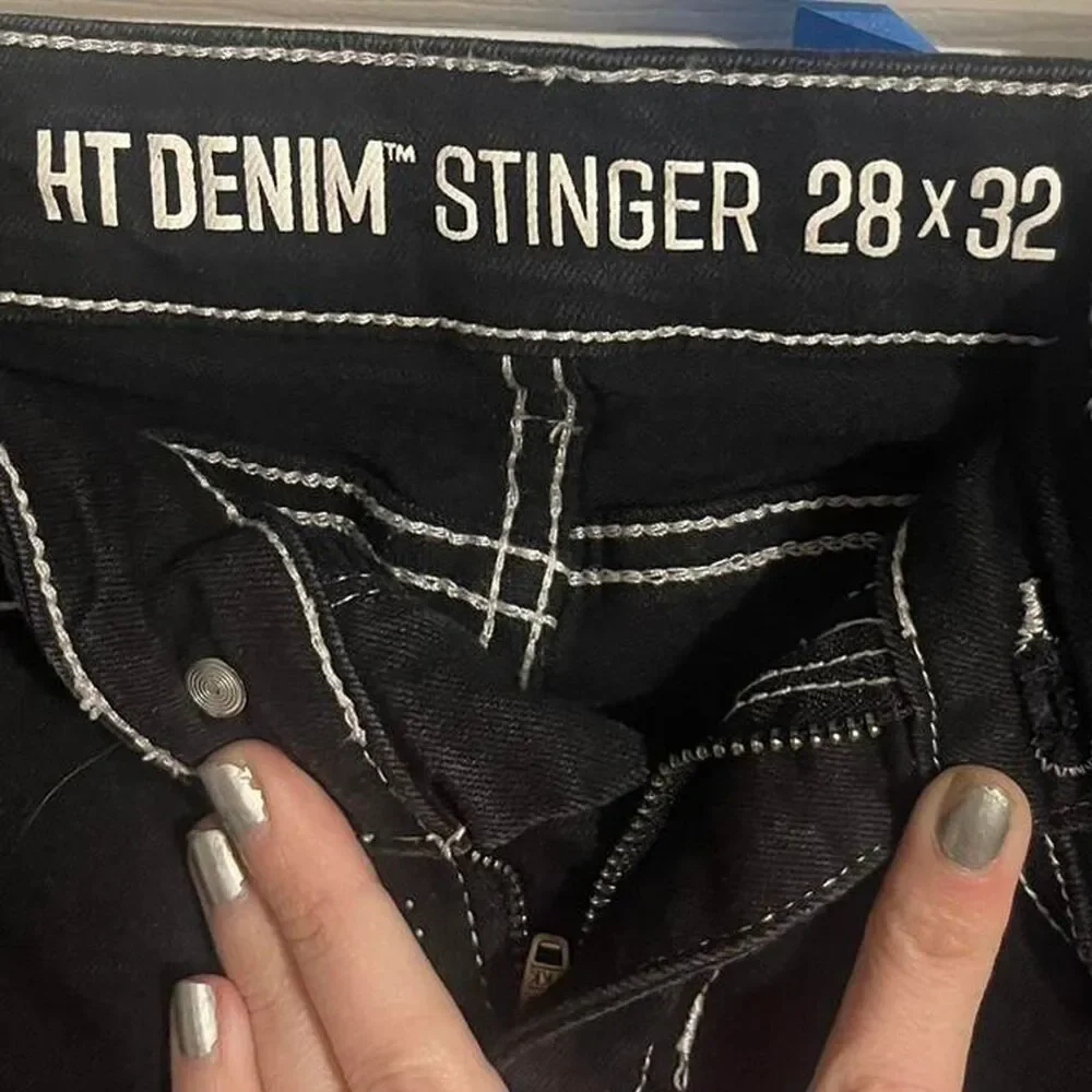 Hot Topic hot topic